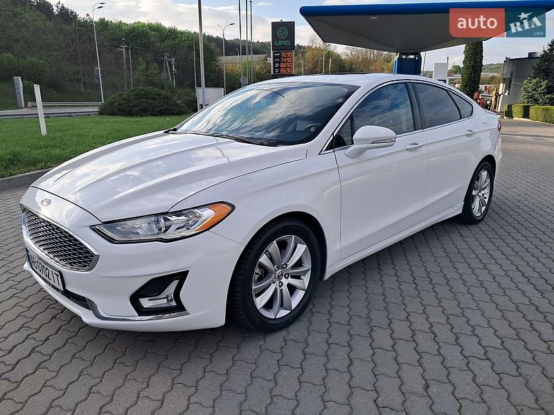Седан Ford Fusion 2019 в Могилев-Подольске
