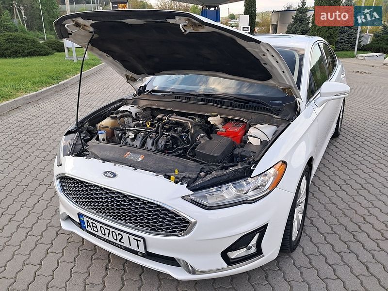 Седан Ford Fusion 2019 в Могилев-Подольске