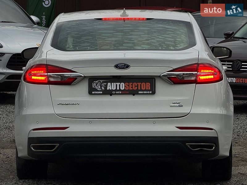 Седан Ford Fusion 2020 в Харькове