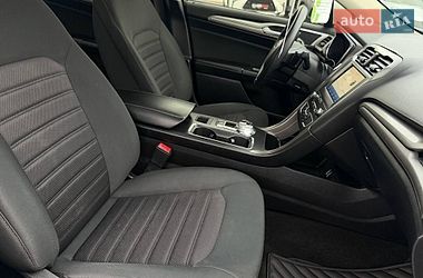 Седан Ford Fusion 2020 в Харькове