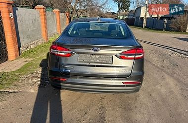 Седан Ford Fusion 2018 в Конотопі