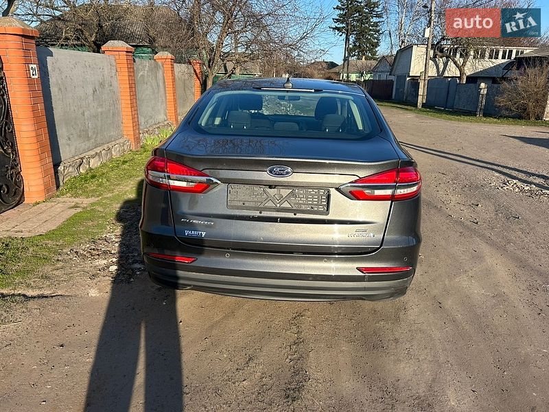 Седан Ford Fusion 2018 в Конотопі