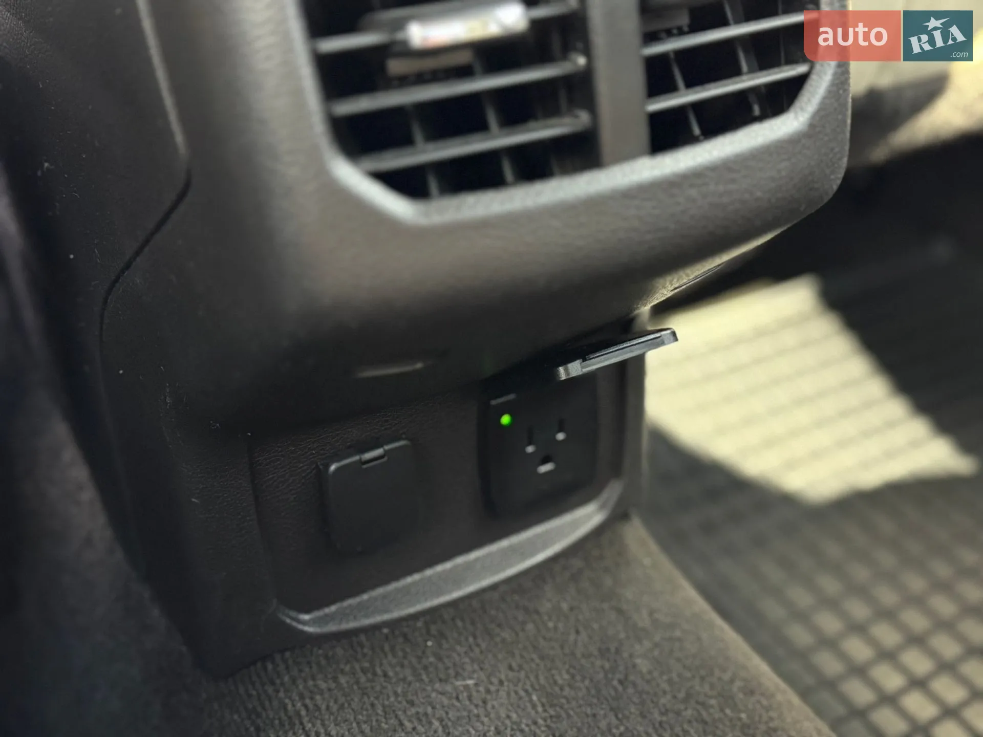 2016 Ford Fusion - мініатюра 26