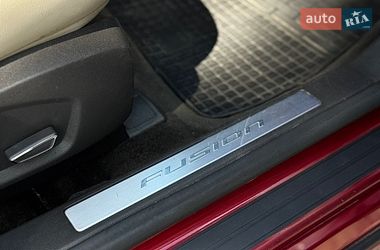 Седан Ford Fusion 2016 в Умані