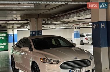 Седан Ford Fusion 2013 в Львові