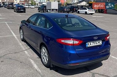 Седан Ford Fusion 2015 в Києві