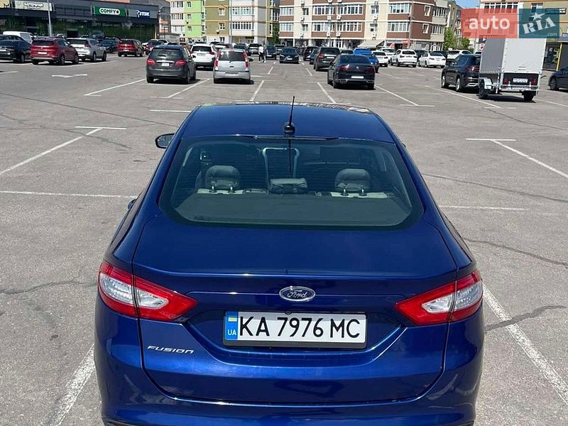 Седан Ford Fusion 2015 в Києві
