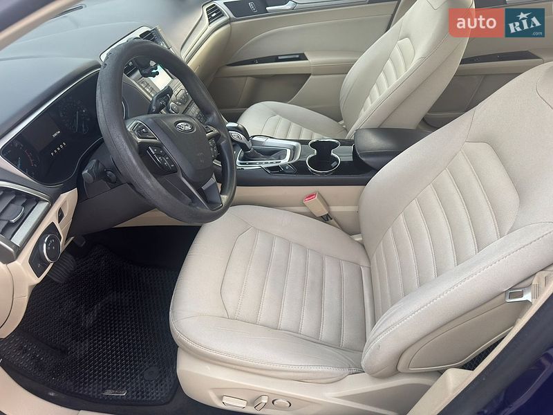 Седан Ford Fusion 2014 в Києві