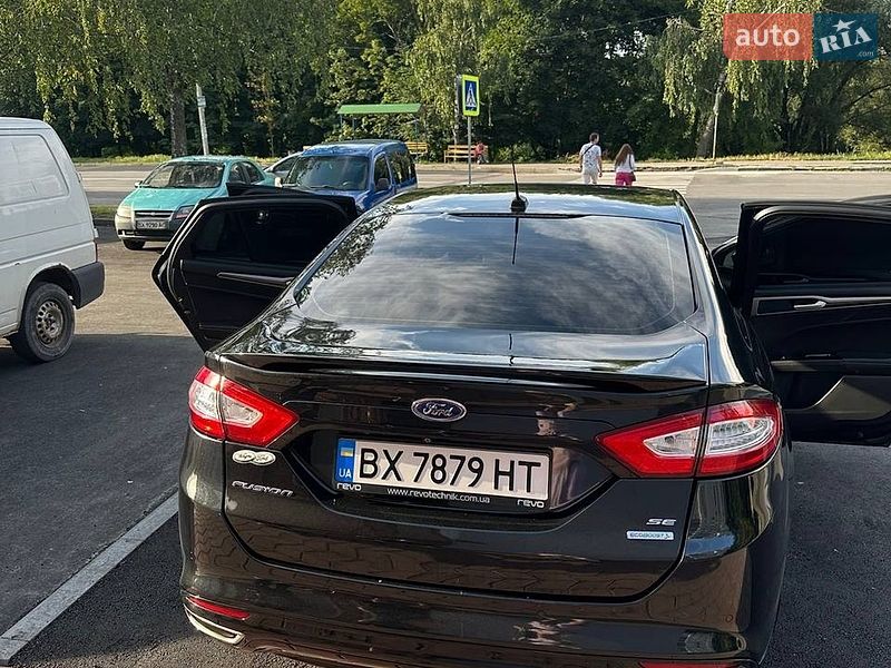 Седан Ford Fusion 2014 в Одесі