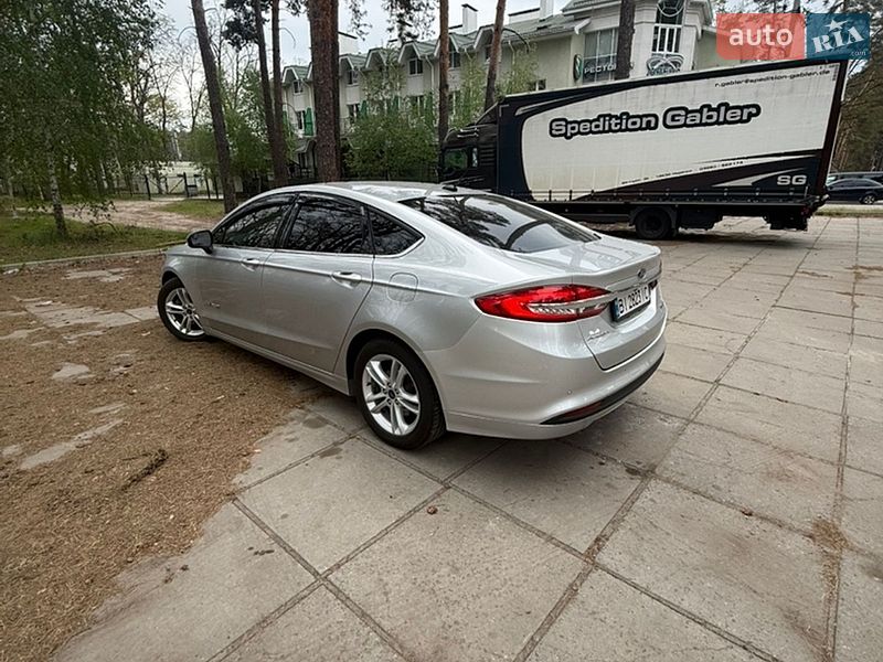 Седан Ford Fusion 2018 в Полтаве