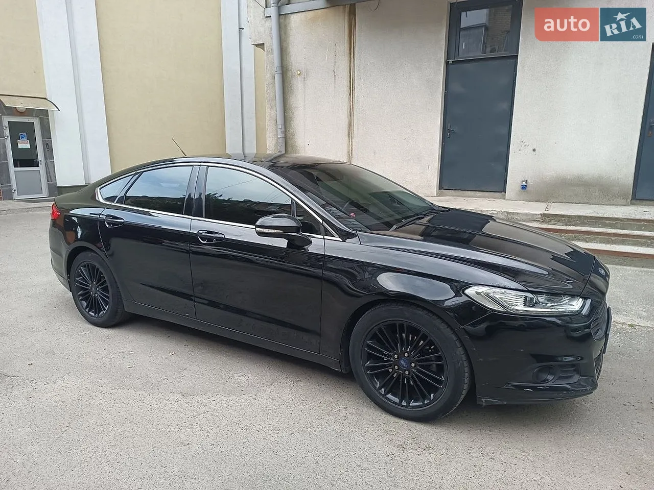 2016 Ford Fusion - мініатюра 24