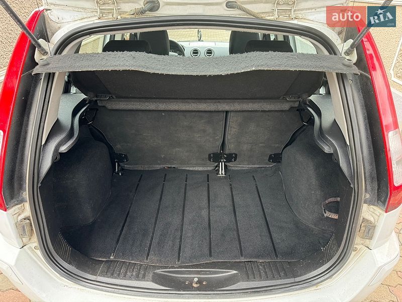 Хетчбек Ford Fusion 2011 в Чорноморську