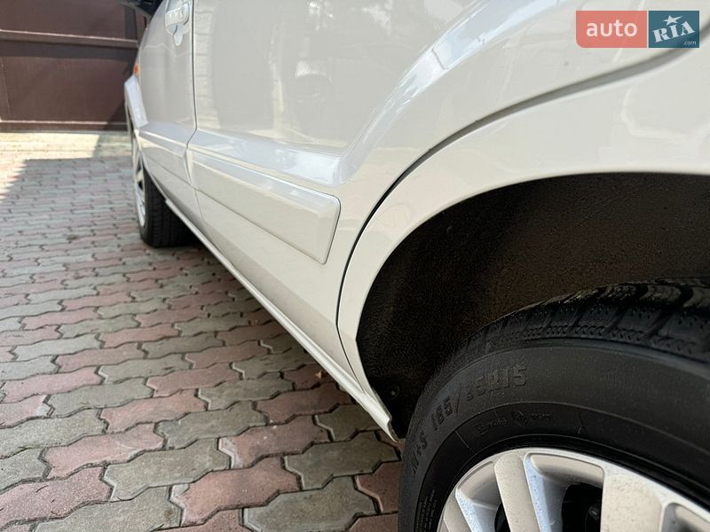 Хетчбек Ford Fusion 2011 в Чорноморську