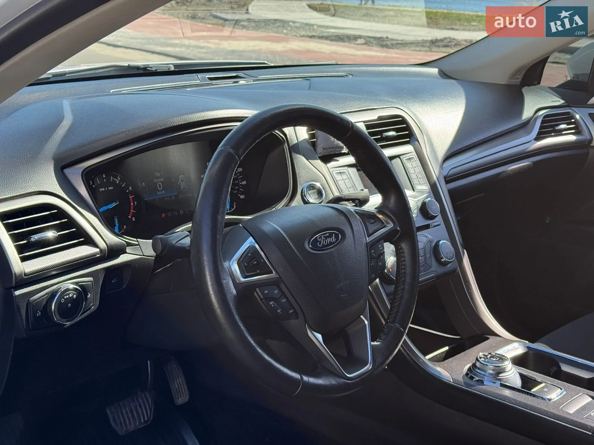 2017 Ford Fusion - мініатюра 23