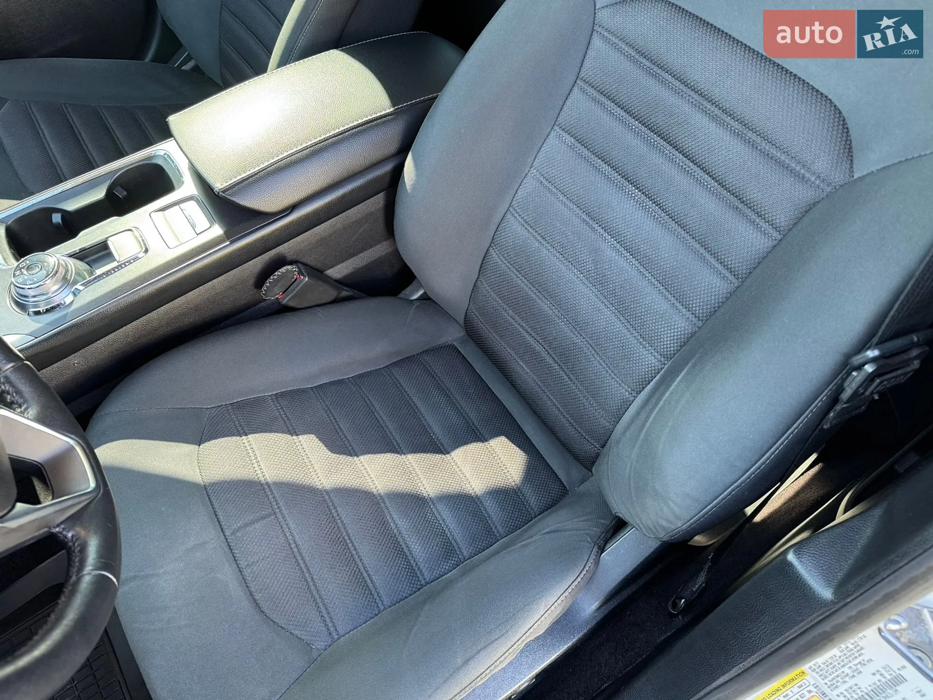 2017 Ford Fusion - мініатюра 30