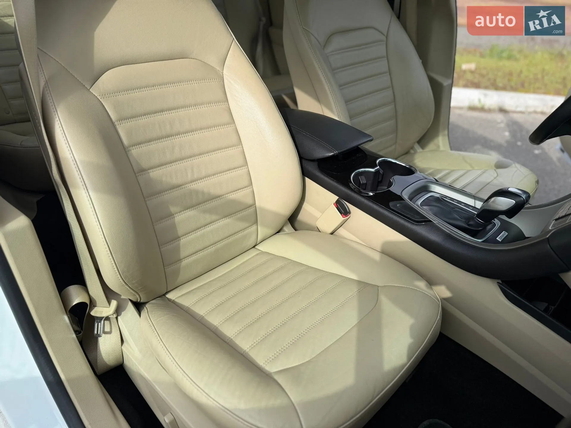 2015 Ford Fusion - мініатюра 16