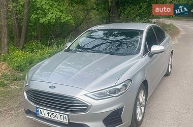 Седан Ford Fusion 2019 в Києві