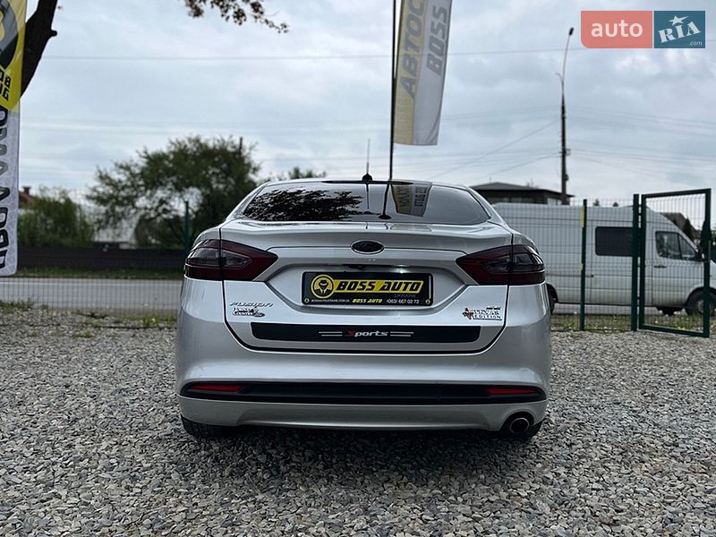 Седан Ford Fusion 2016 в Коломые