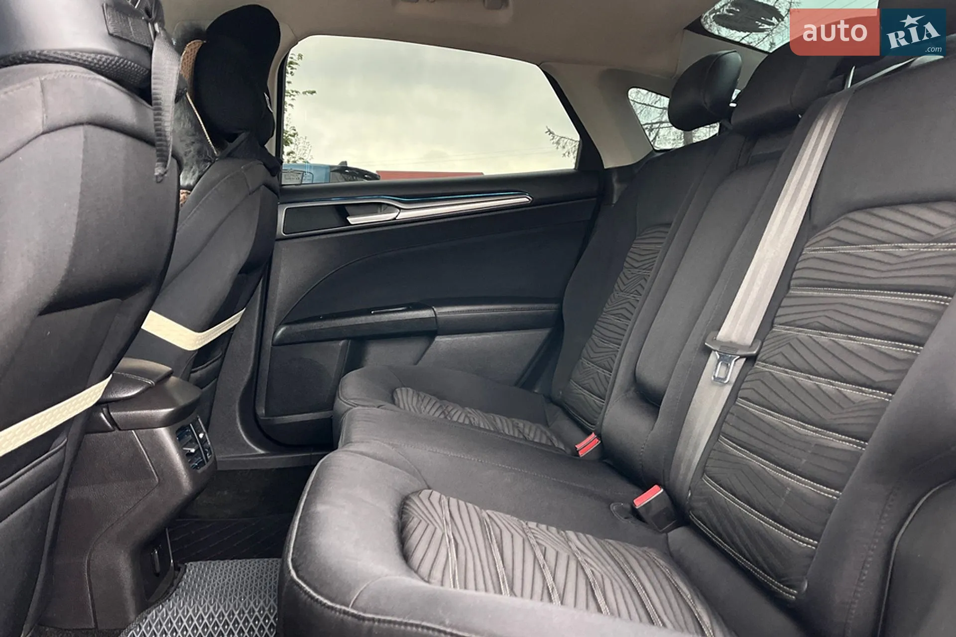 2016 Ford Fusion - мініатюра 20