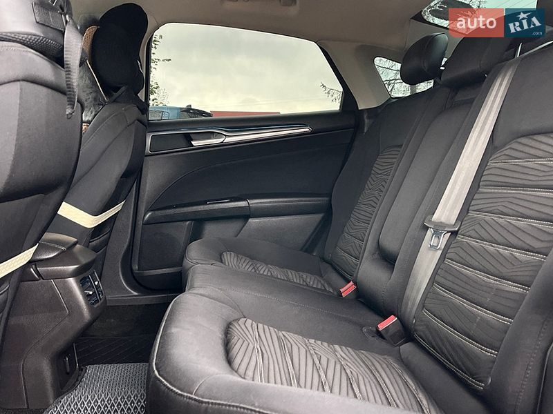 Седан Ford Fusion 2016 в Коломые