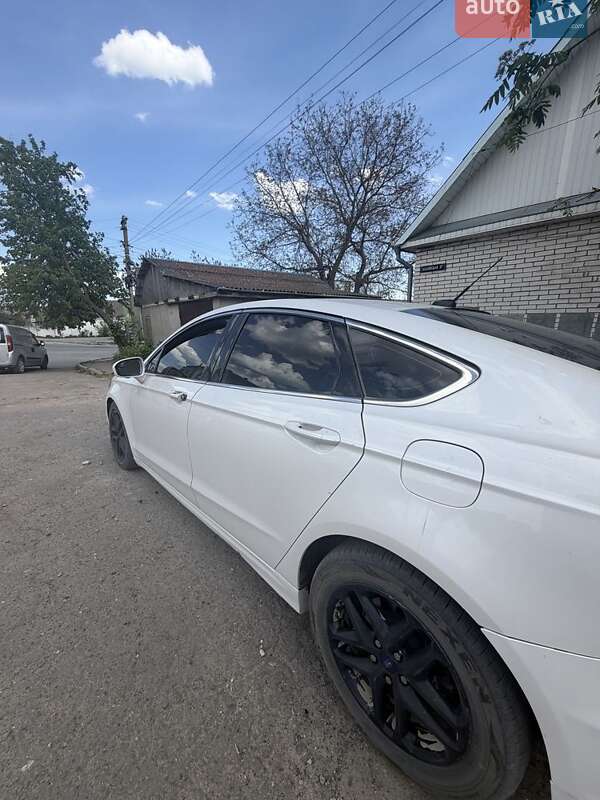 Ford Fusion 2012