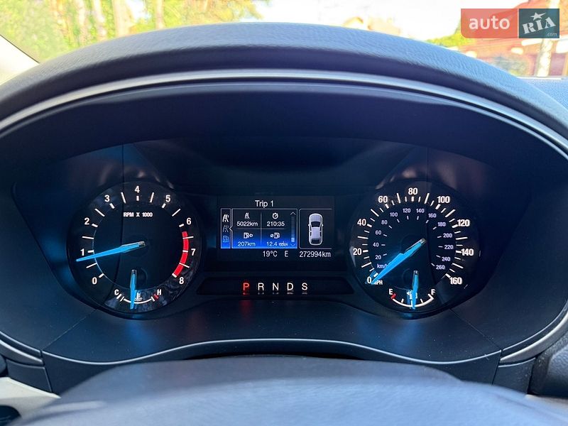 Седан Ford Fusion 2016 в Гореничах