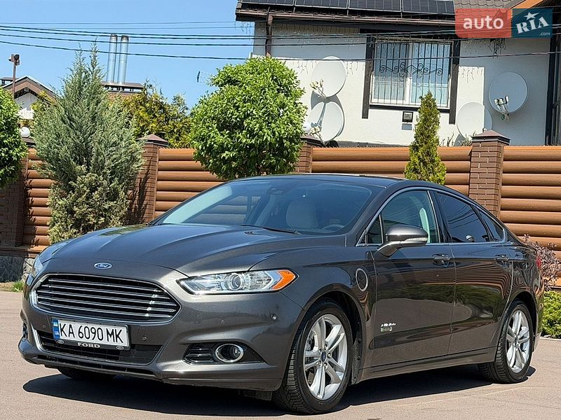 Седан Ford Fusion 2015 в Борисполе