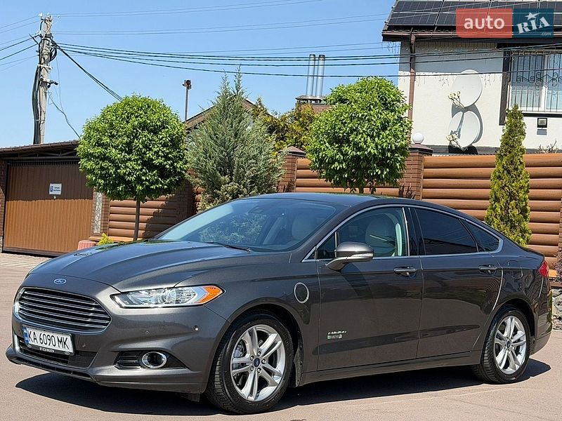 Седан Ford Fusion 2015 в Борисполе
