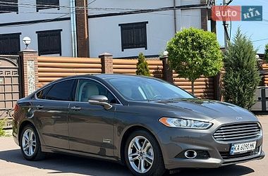 Седан Ford Fusion 2015 в Борисполе