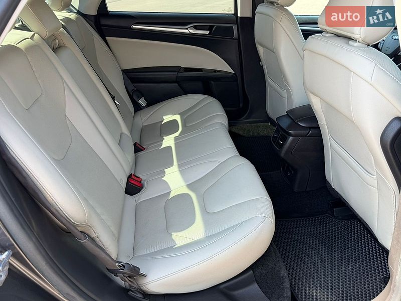 Седан Ford Fusion 2015 в Борисполе