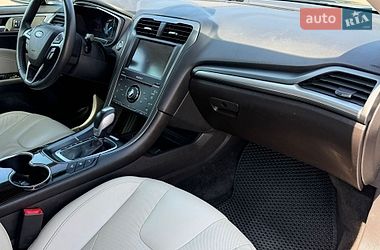 Седан Ford Fusion 2015 в Борисполе