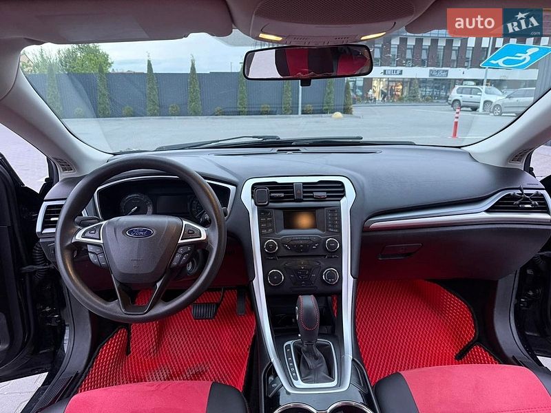 Седан Ford Fusion 2015 в Вінниці