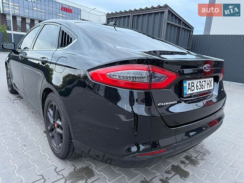 Седан Ford Fusion 2015 в Вінниці