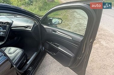 Седан Ford Fusion 2019 в Каменке-Бугской