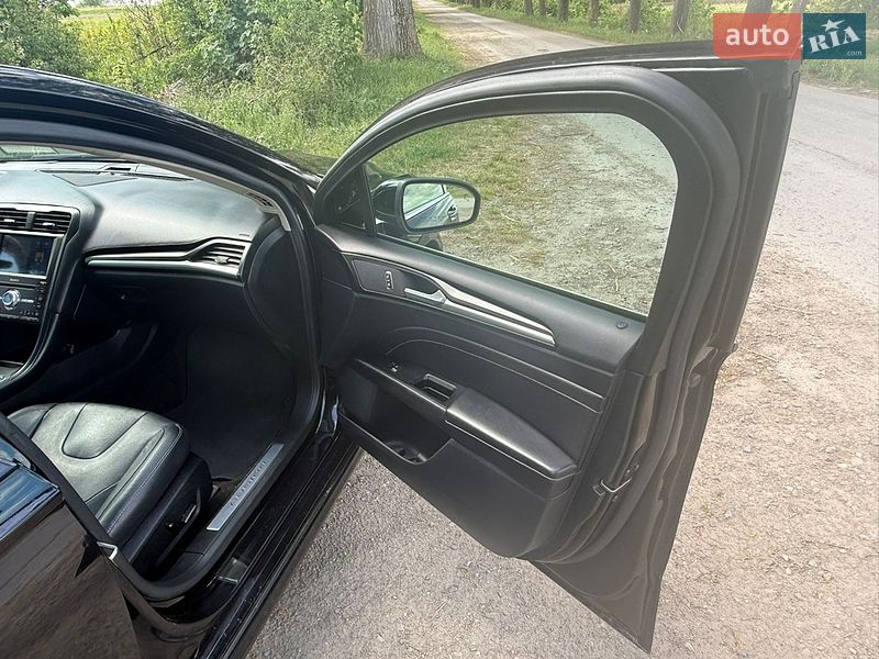 Седан Ford Fusion 2019 в Каменке-Бугской