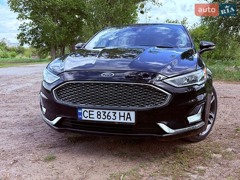 Седан Ford Fusion 2019 в Каменке-Бугской