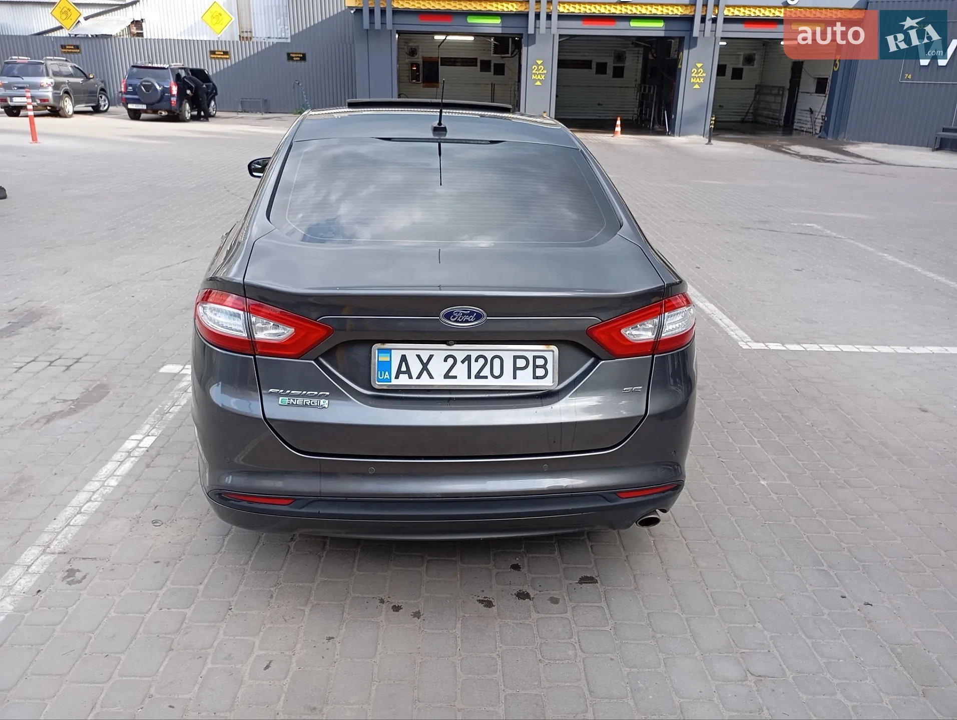 2015 Ford Fusion - мініатюра 11