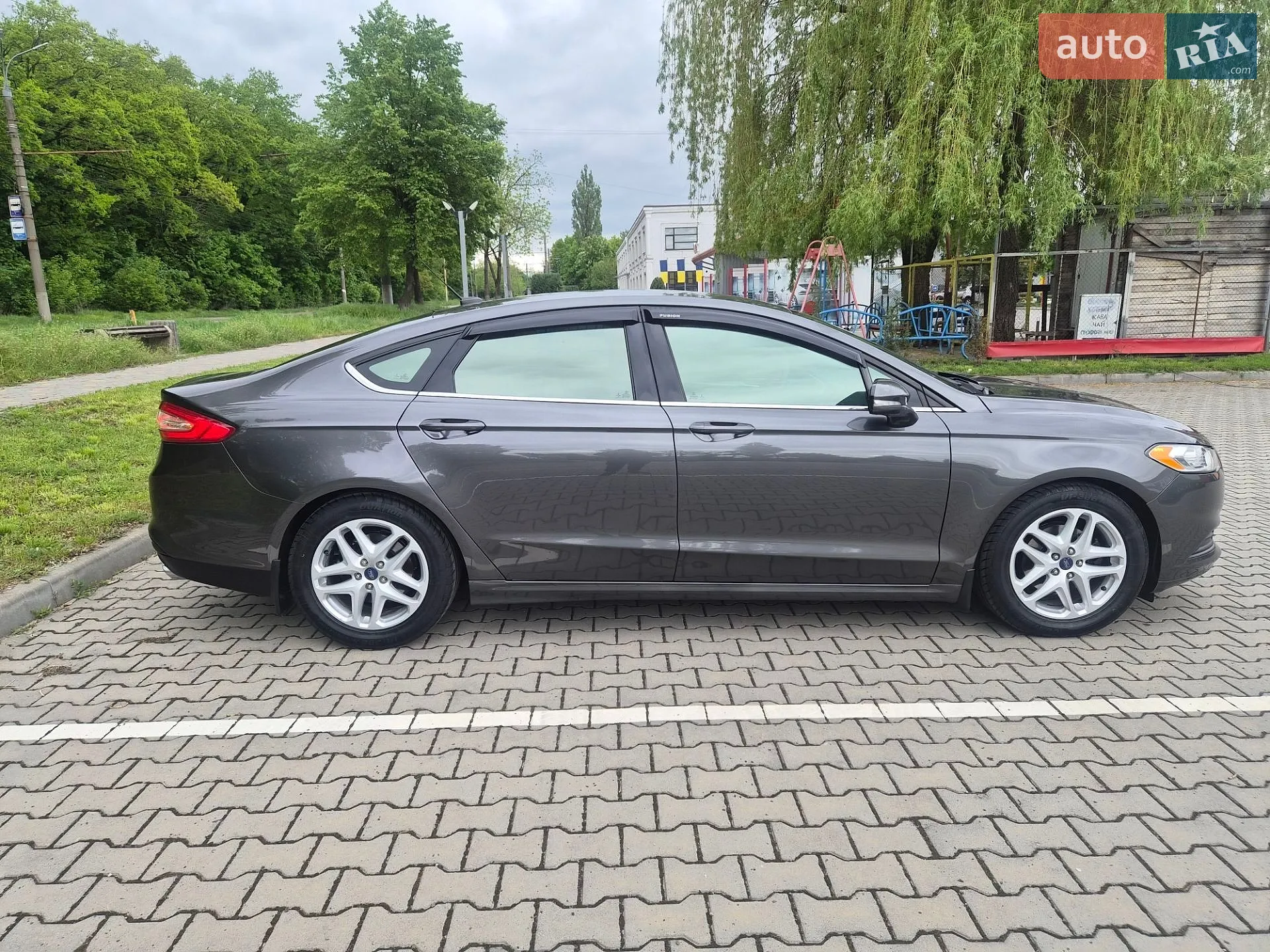 2015 Ford Fusion - мініатюра 27