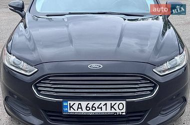 Седан Ford Fusion 2015 в Киеве