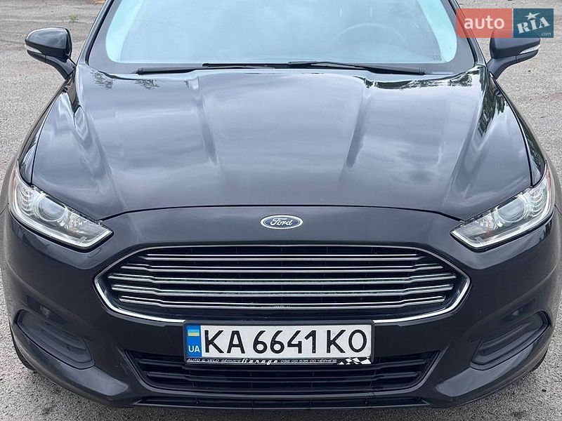 Седан Ford Fusion 2015 в Києві