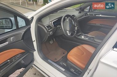 Седан Ford Fusion 2019 в Одессе