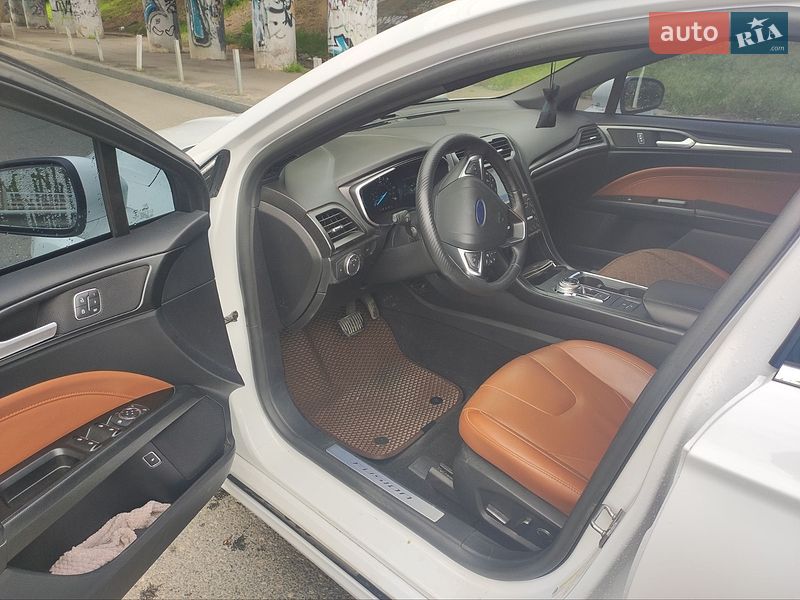 Седан Ford Fusion 2019 в Одессе