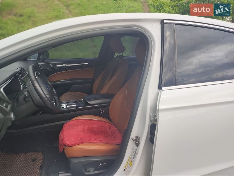 Седан Ford Fusion 2019 в Одессе
