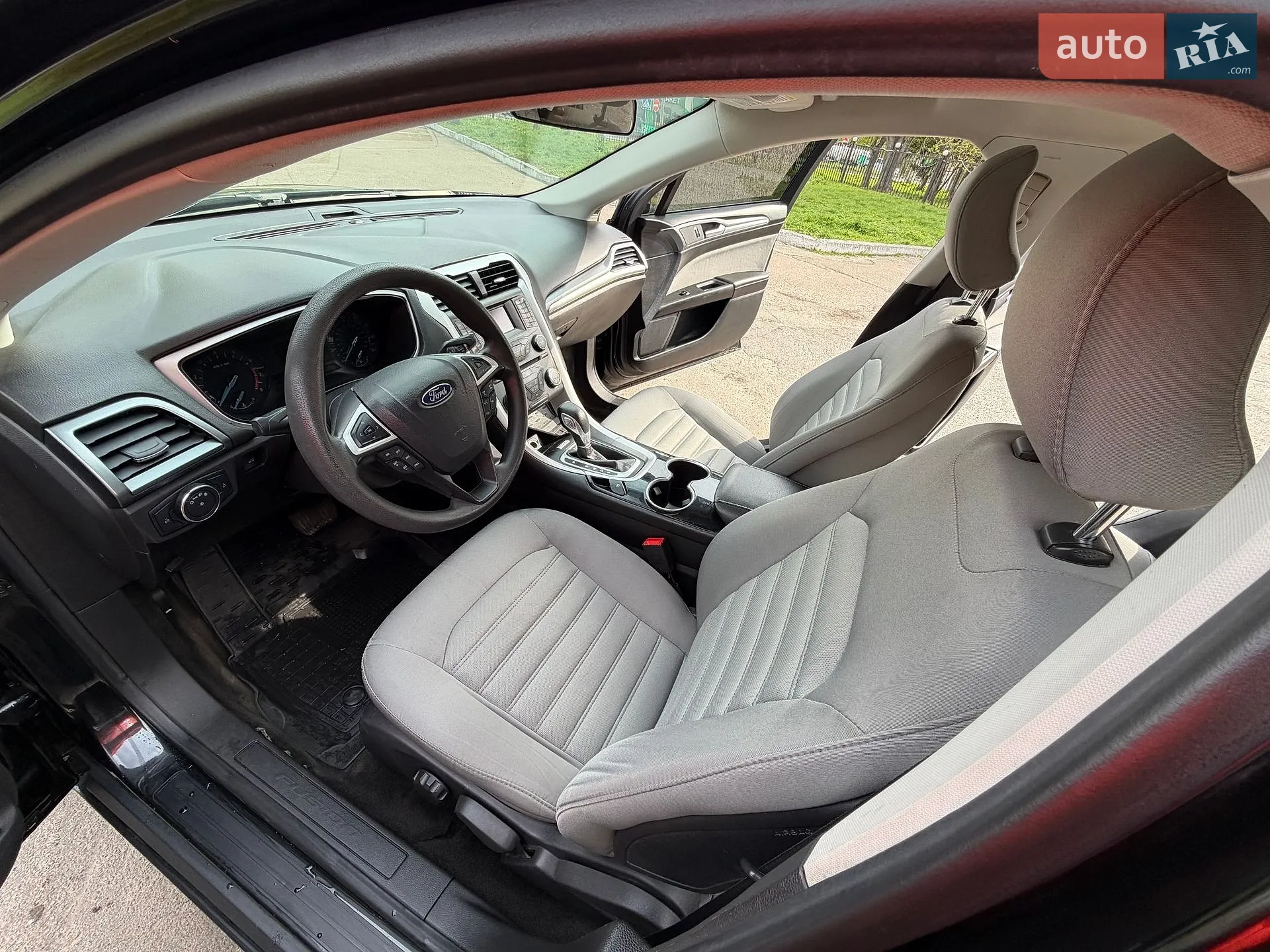 2014 Ford Fusion - мініатюра 23