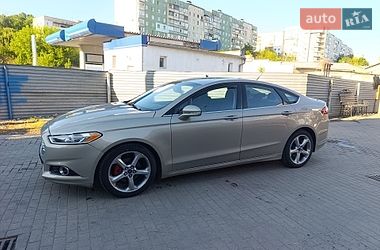 Седан Ford Fusion 2014 в Черновцах