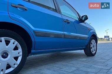 Хэтчбек Ford Fusion 2008 в Луцке