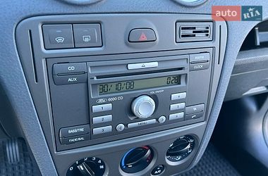 Хэтчбек Ford Fusion 2008 в Луцке