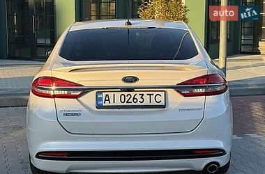 Седан Ford Fusion 2018 в Львове