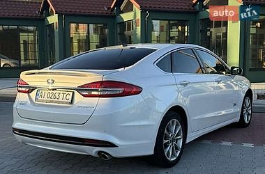 Седан Ford Fusion 2018 в Львове