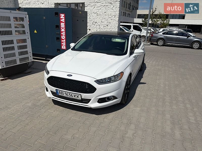 Седан Ford Fusion 2014 в Виннице